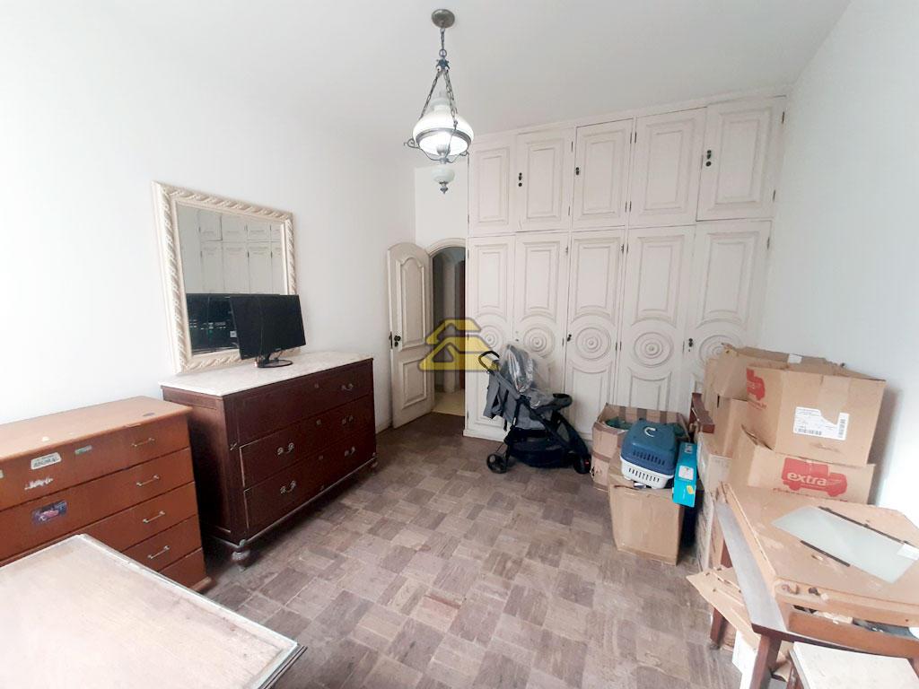 Apartamento à venda com 4 quartos, 180m² - Foto 10