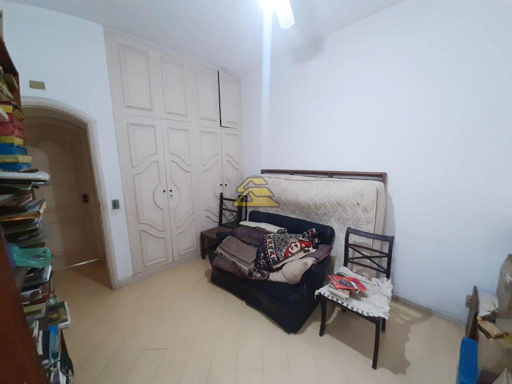 Apartamento à venda com 4 quartos, 180m² - Foto 11