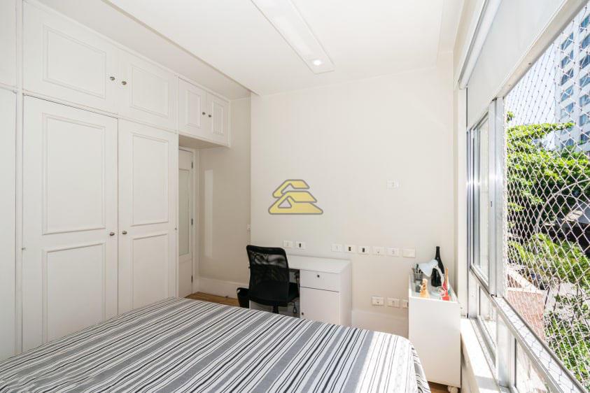 Apartamento à venda com 3 quartos, 115m² - Foto 14