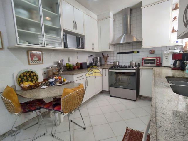 Apartamento à venda com 4 quartos, 182m² - Foto 25