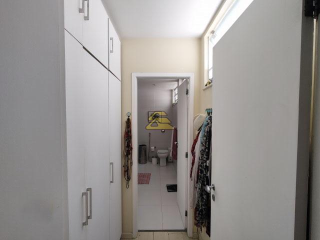 Apartamento à venda com 4 quartos, 182m² - Foto 15