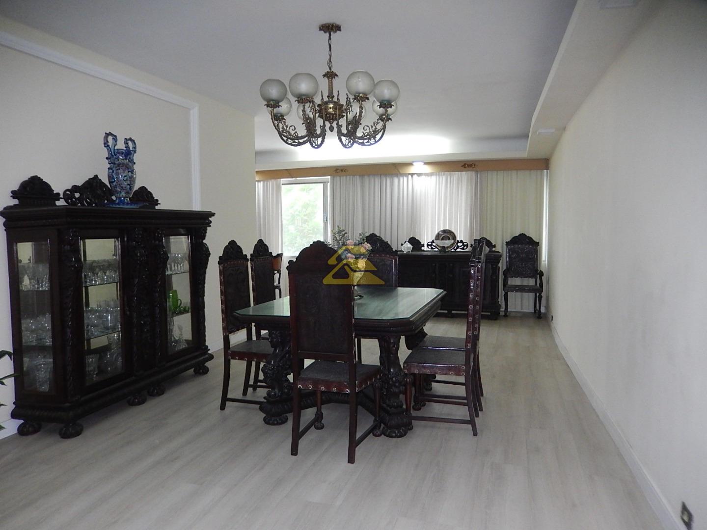 Apartamento à venda com 4 quartos, 330m² - Foto 2