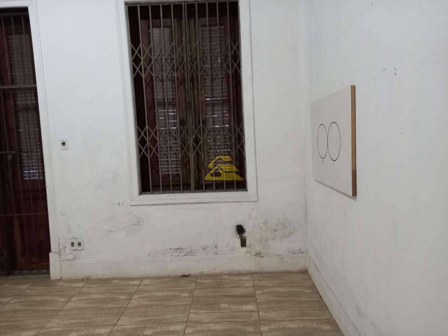 Casa à venda com 4 quartos, 300m² - Foto 34