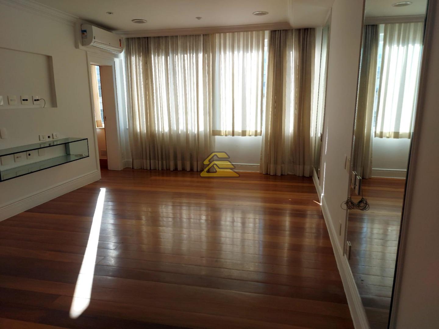 Cobertura à venda com 4 quartos, 525m² - Foto 1