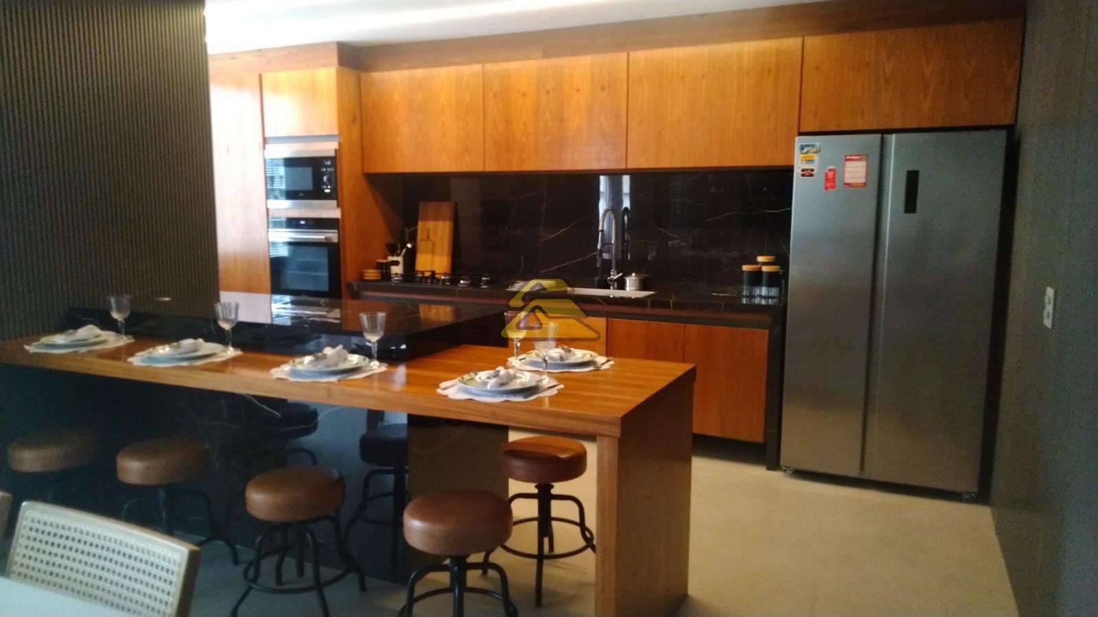 Apartamento à venda com 3 quartos, 149m² - Foto 22