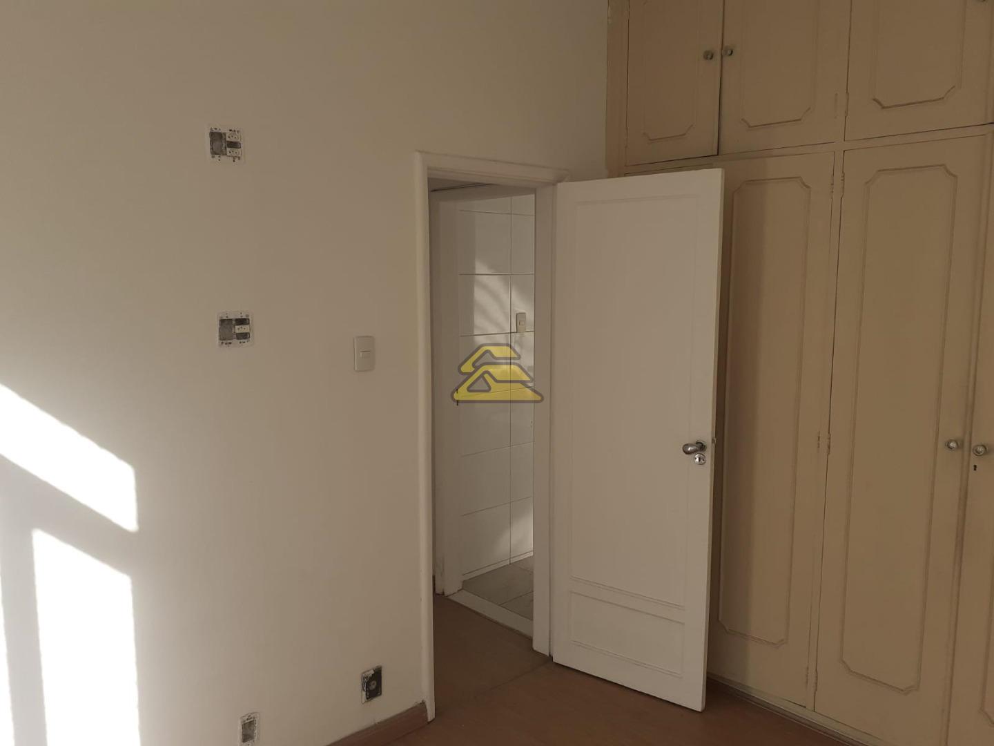 Apartamento à venda com 2 quartos, 84m² - Foto 9