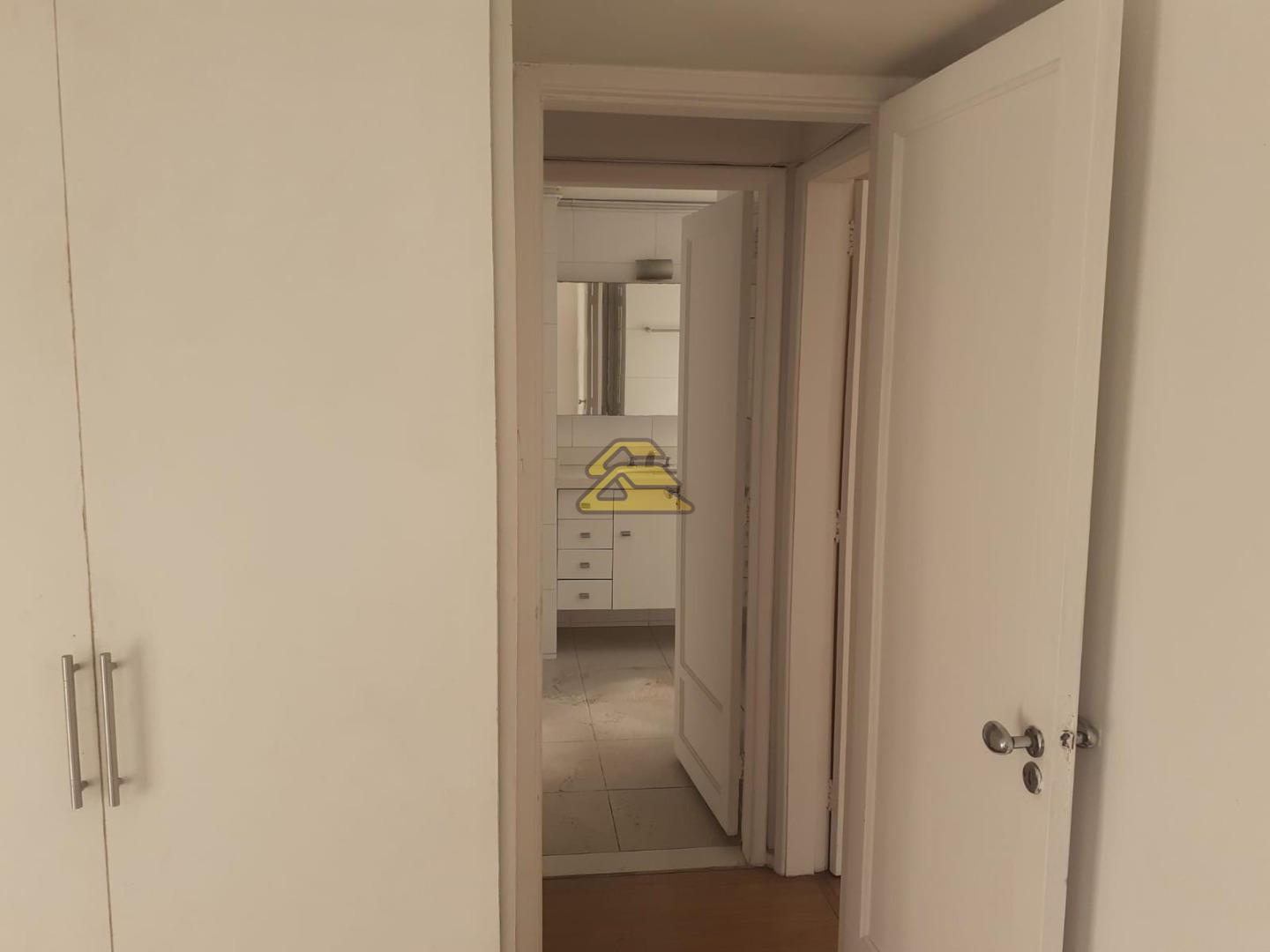 Apartamento à venda com 2 quartos, 84m² - Foto 12