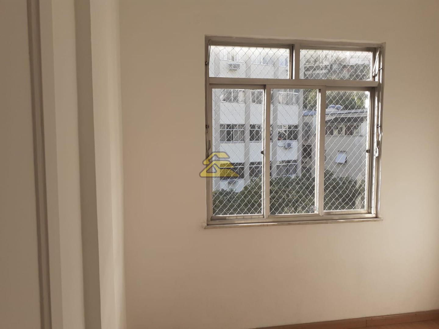 Apartamento à venda com 2 quartos, 84m² - Foto 6