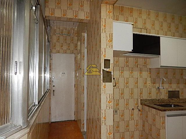 Apartamento à venda com 3 quartos, 105m² - Foto 15