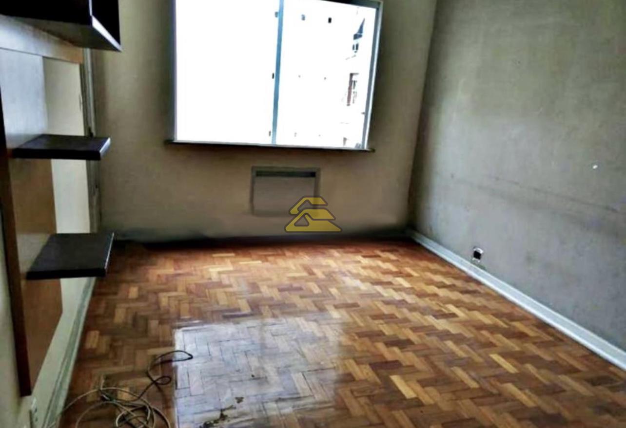 Apartamento à venda com 3 quartos, 99m² - Foto 2