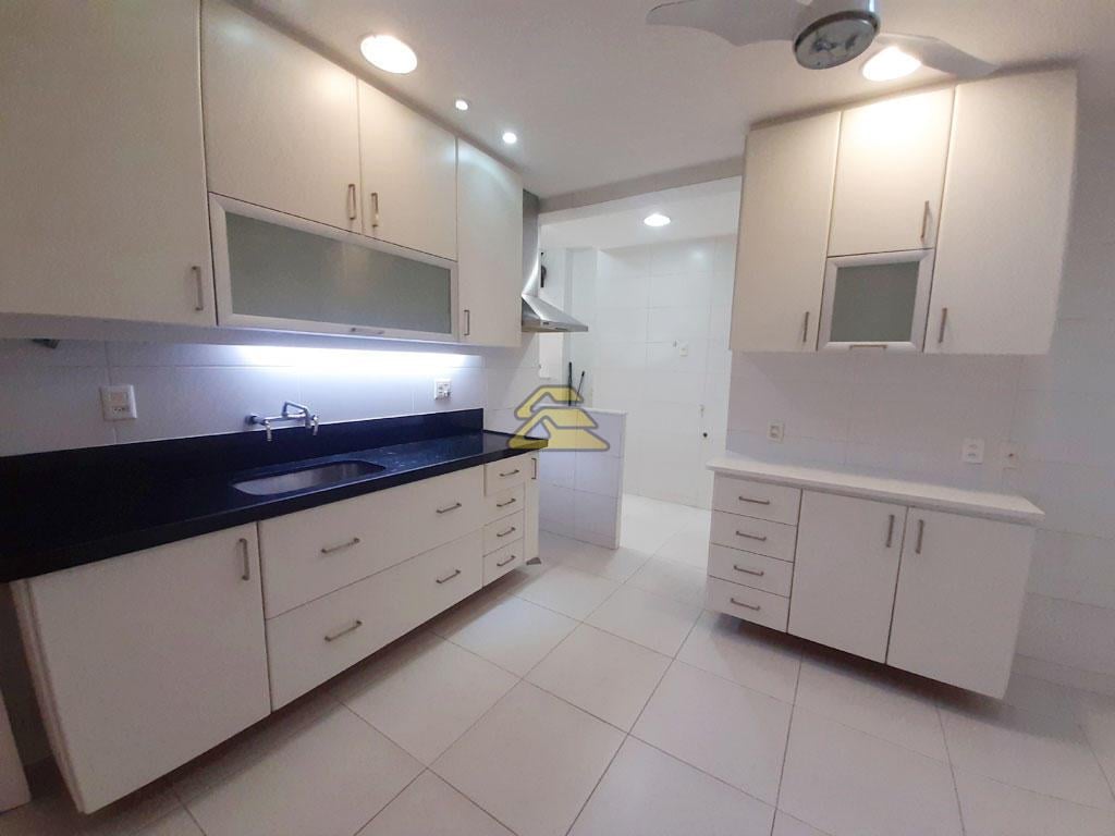 Apartamento à venda com 3 quartos, 130m² - Foto 10