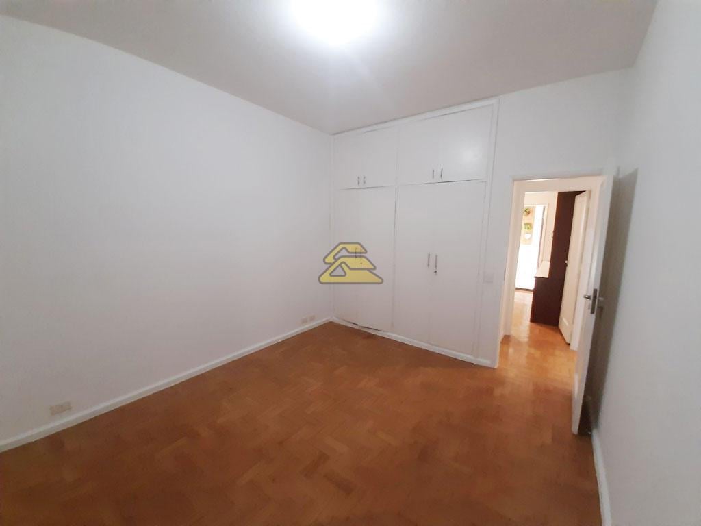 Apartamento à venda com 3 quartos, 130m² - Foto 13