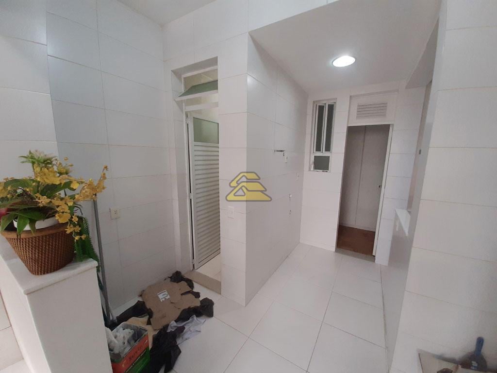 Apartamento à venda com 3 quartos, 130m² - Foto 17