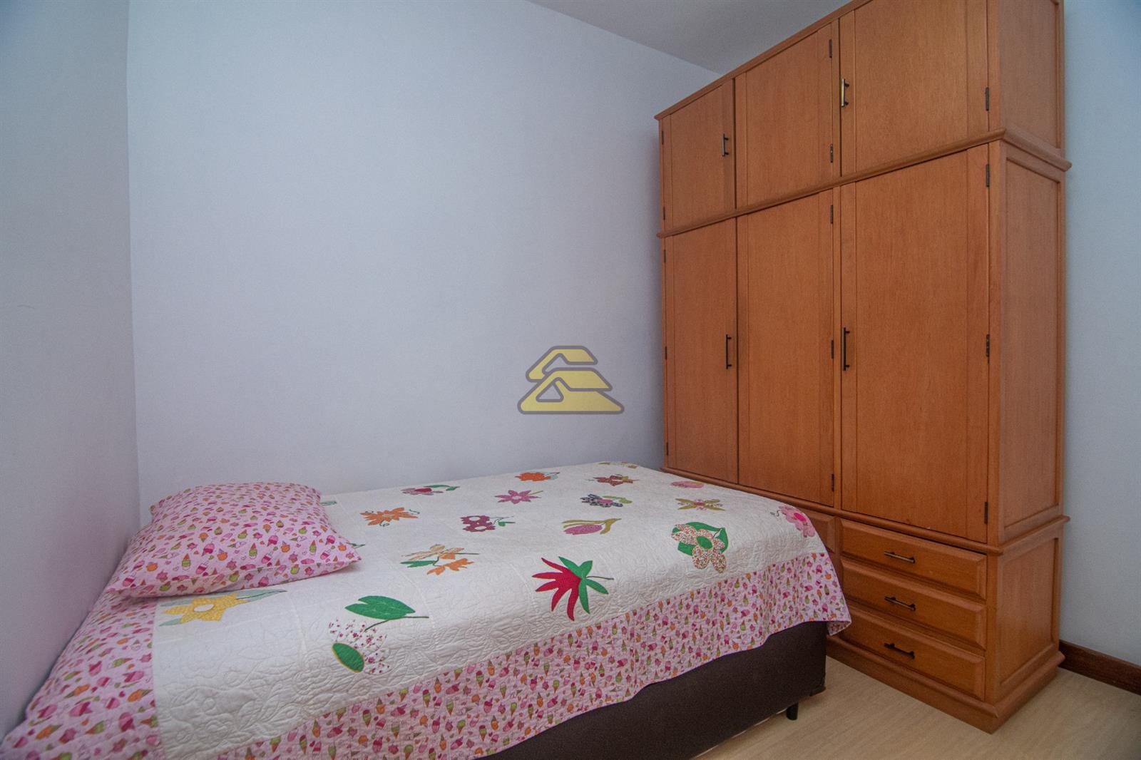 Apartamento à venda com 4 quartos, 150m² - Foto 19