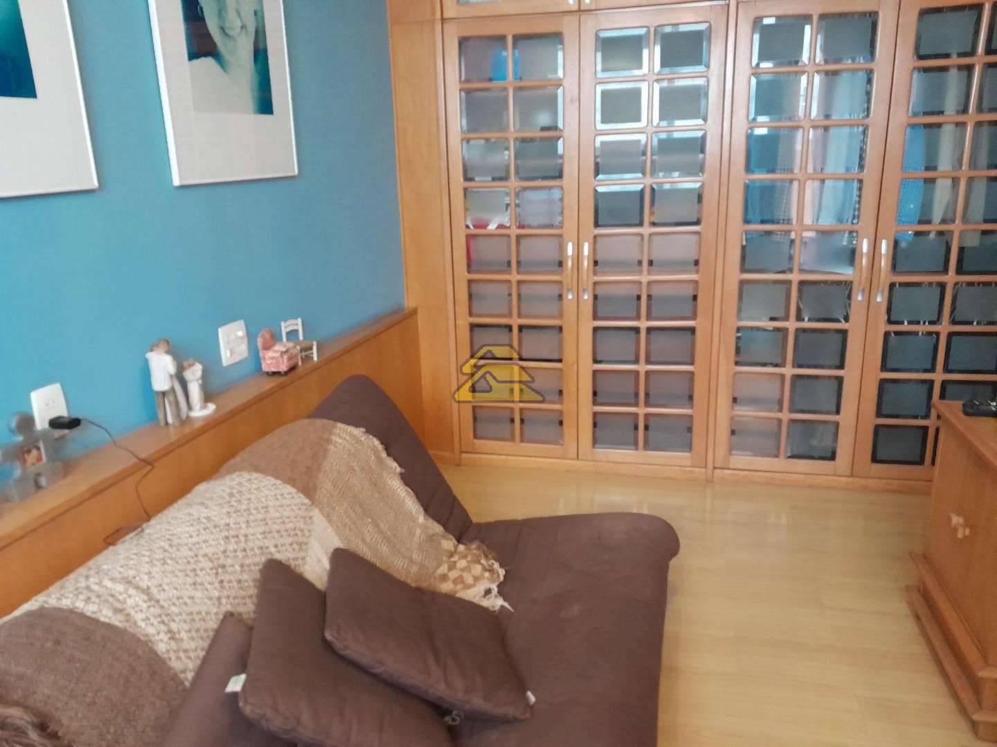 Apartamento à venda com 3 quartos, 170m² - Foto 7