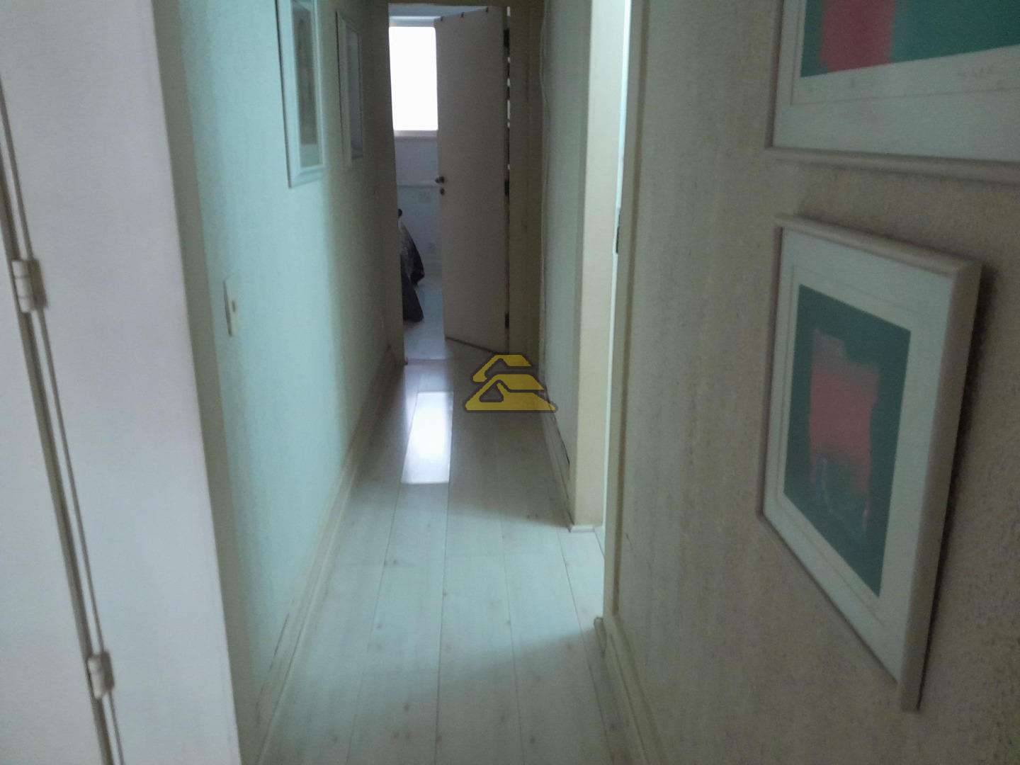 Apartamento à venda com 3 quartos, 170m² - Foto 16