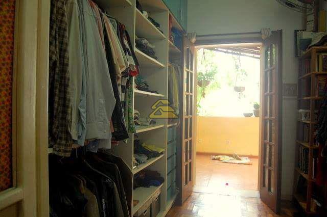 Apartamento à venda com 2 quartos, 110m² - Foto 7