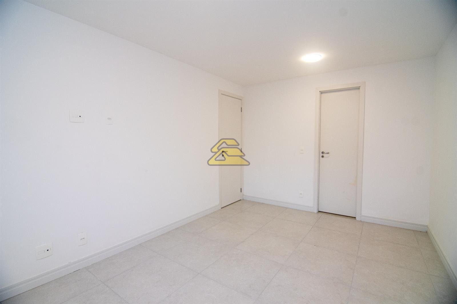 Apartamento à venda com 2 quartos, 113m² - Foto 14