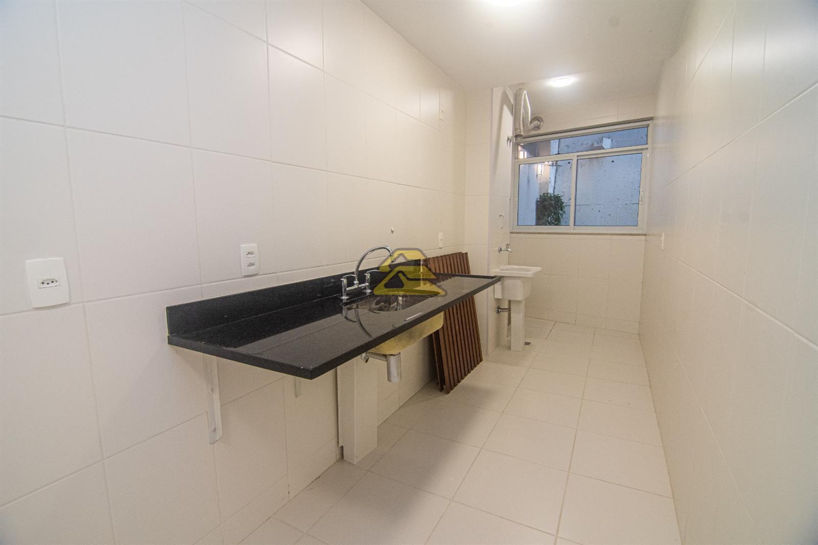 Apartamento à venda com 2 quartos, 104m² - Foto 8