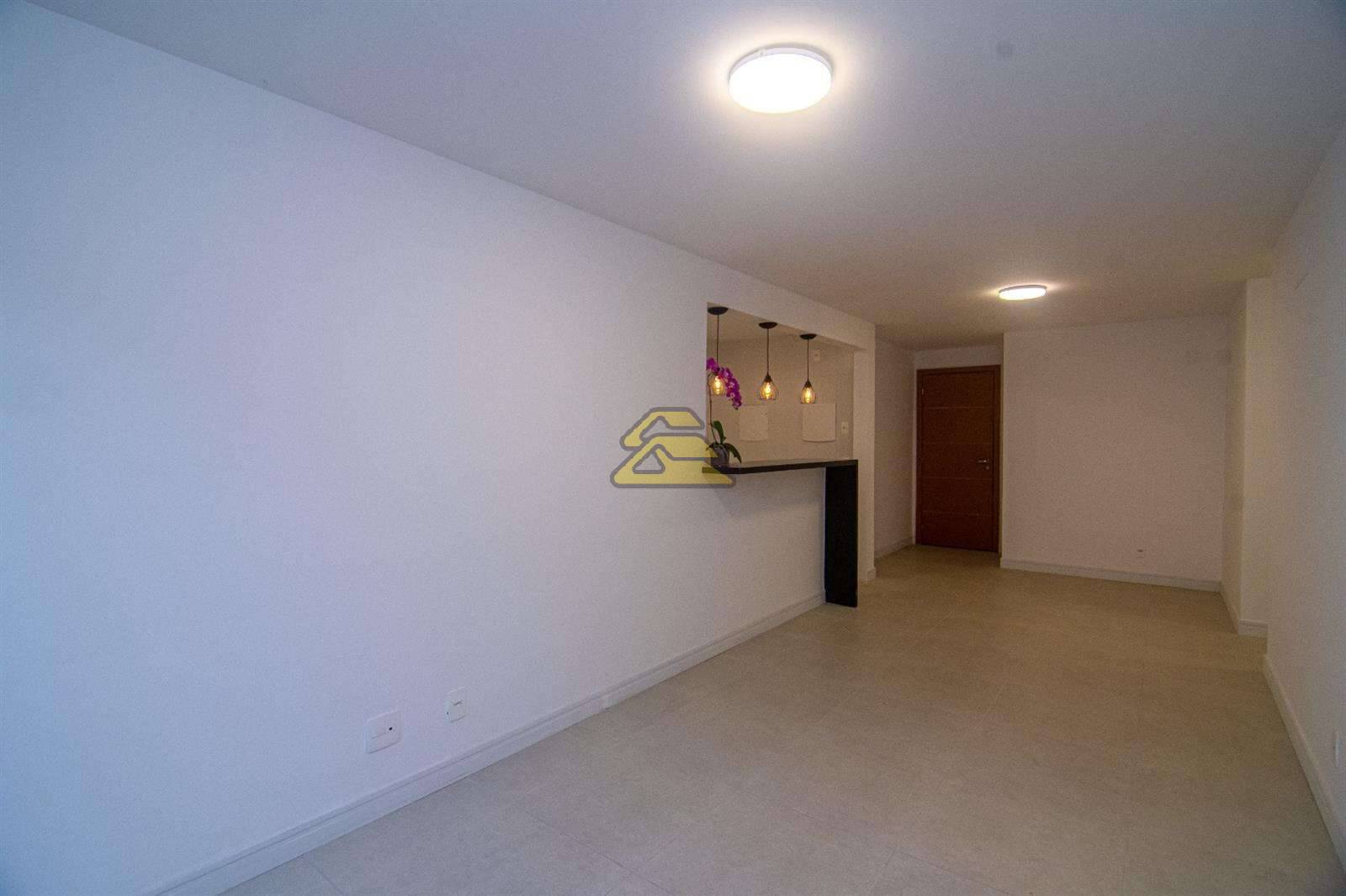 Apartamento à venda com 2 quartos, 102m² - Foto 7