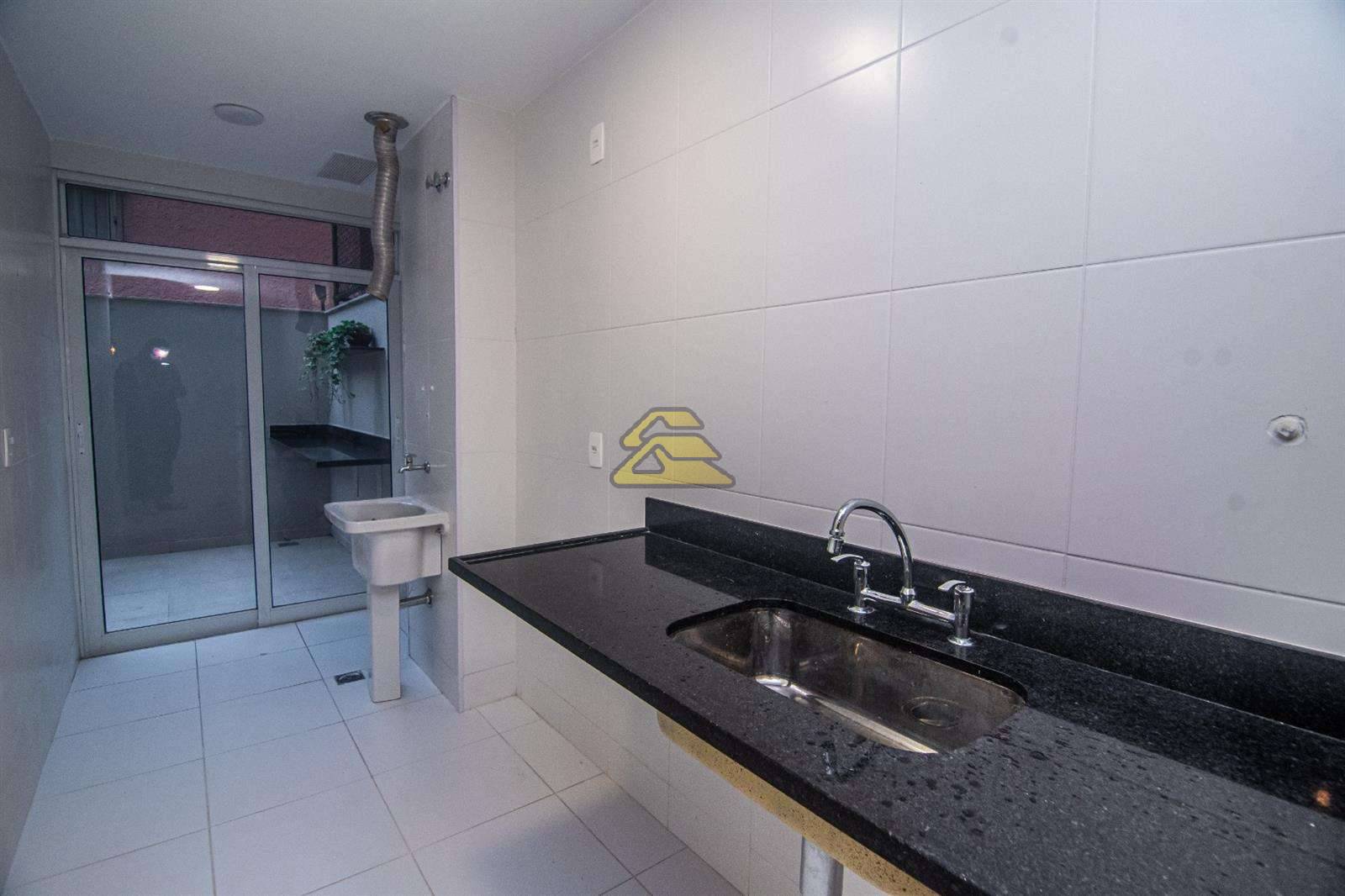 Apartamento à venda com 2 quartos, 102m² - Foto 16