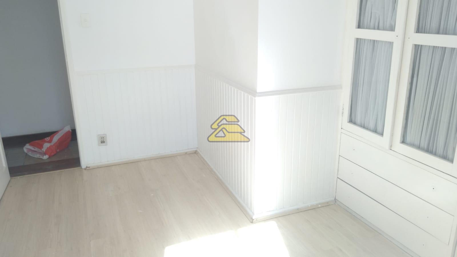 Apartamento à venda com 3 quartos, 168m² - Foto 10