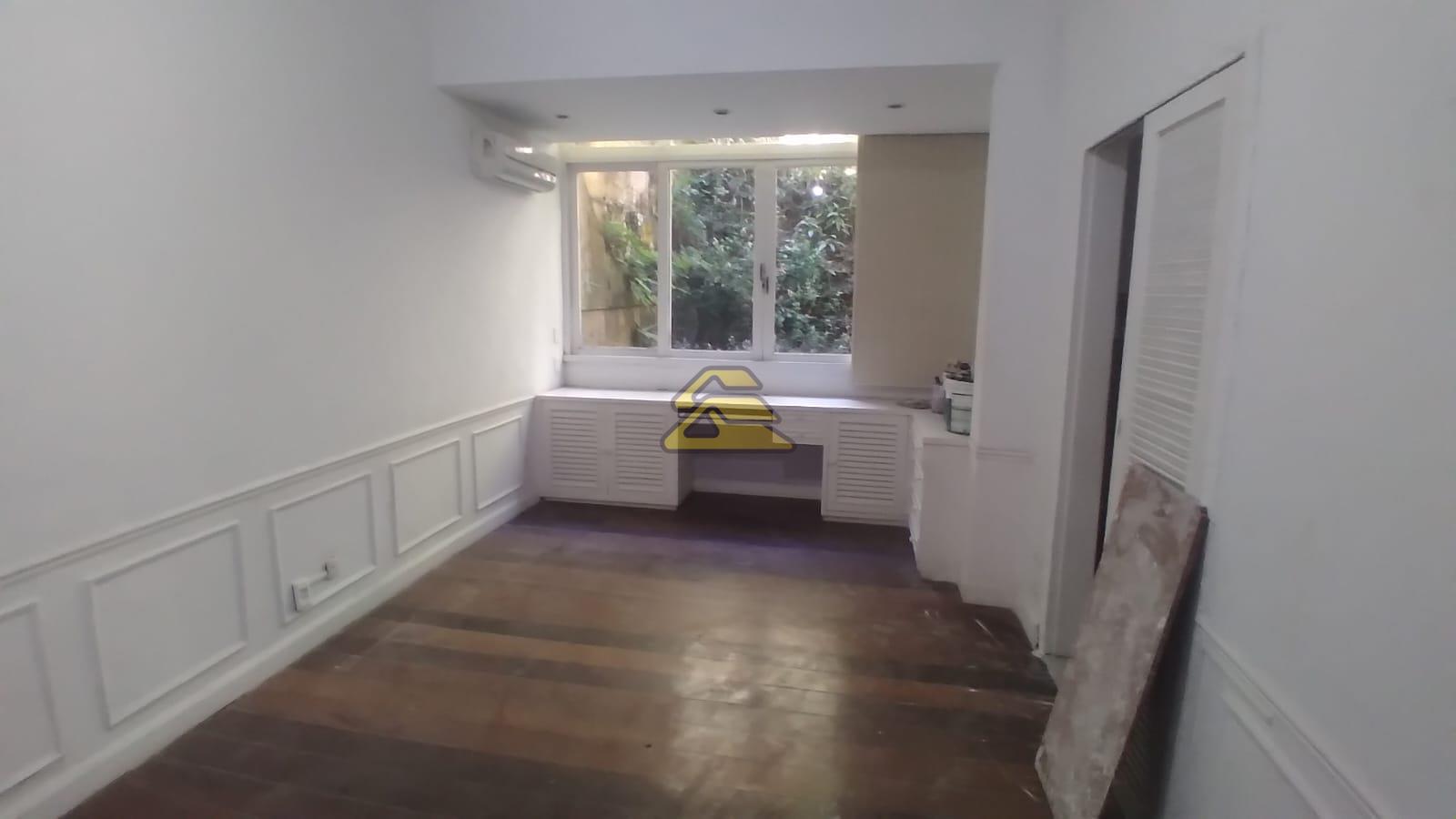 Apartamento à venda com 3 quartos, 168m² - Foto 18