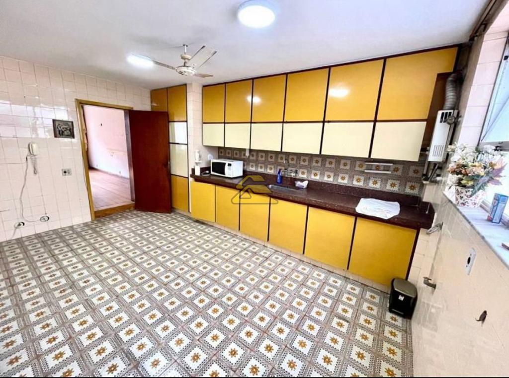 Apartamento à venda com 4 quartos, 250m² - Foto 26