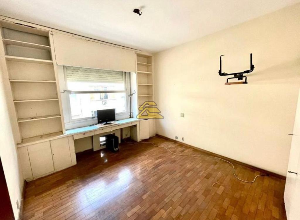 Apartamento à venda com 4 quartos, 250m² - Foto 8