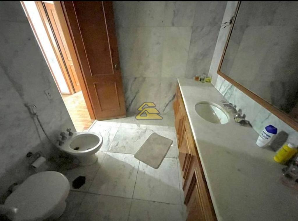 Apartamento à venda com 4 quartos, 250m² - Foto 15