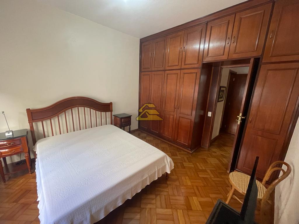 Apartamento à venda com 3 quartos, 220m² - Foto 14