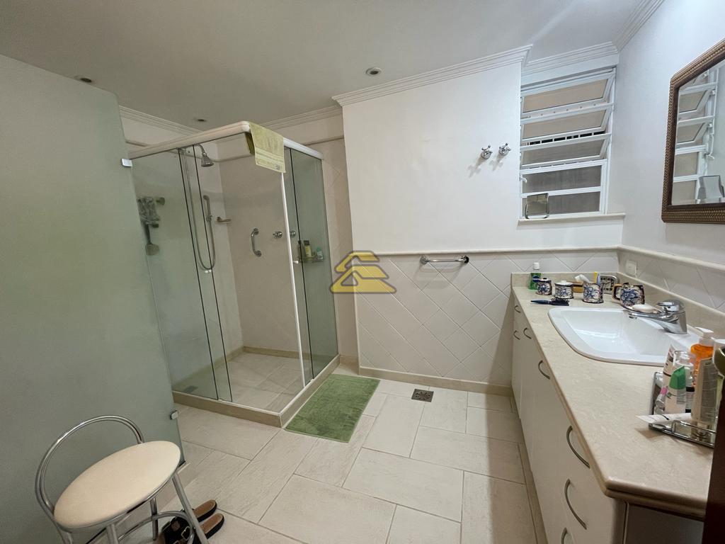 Apartamento à venda com 3 quartos, 220m² - Foto 15