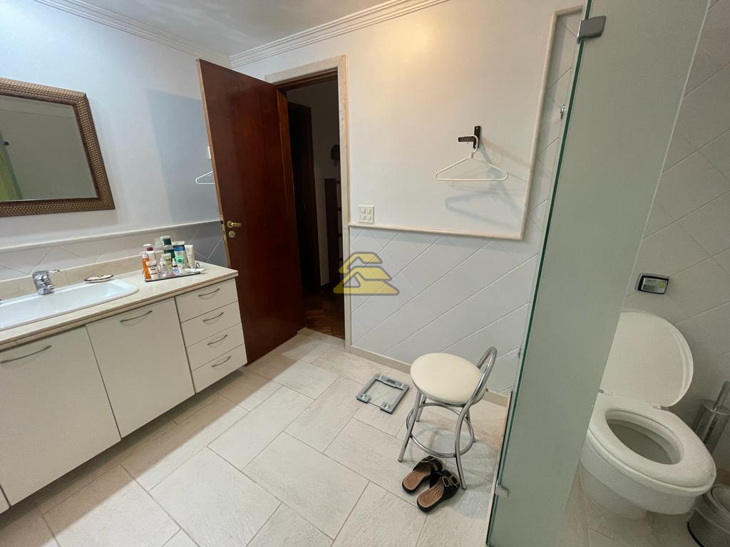 Apartamento à venda com 3 quartos, 220m² - Foto 16