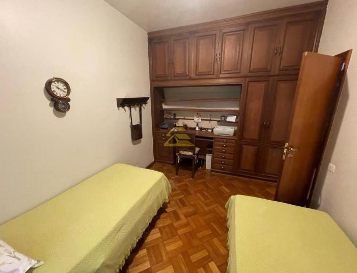 Apartamento à venda com 3 quartos, 220m² - Foto 19