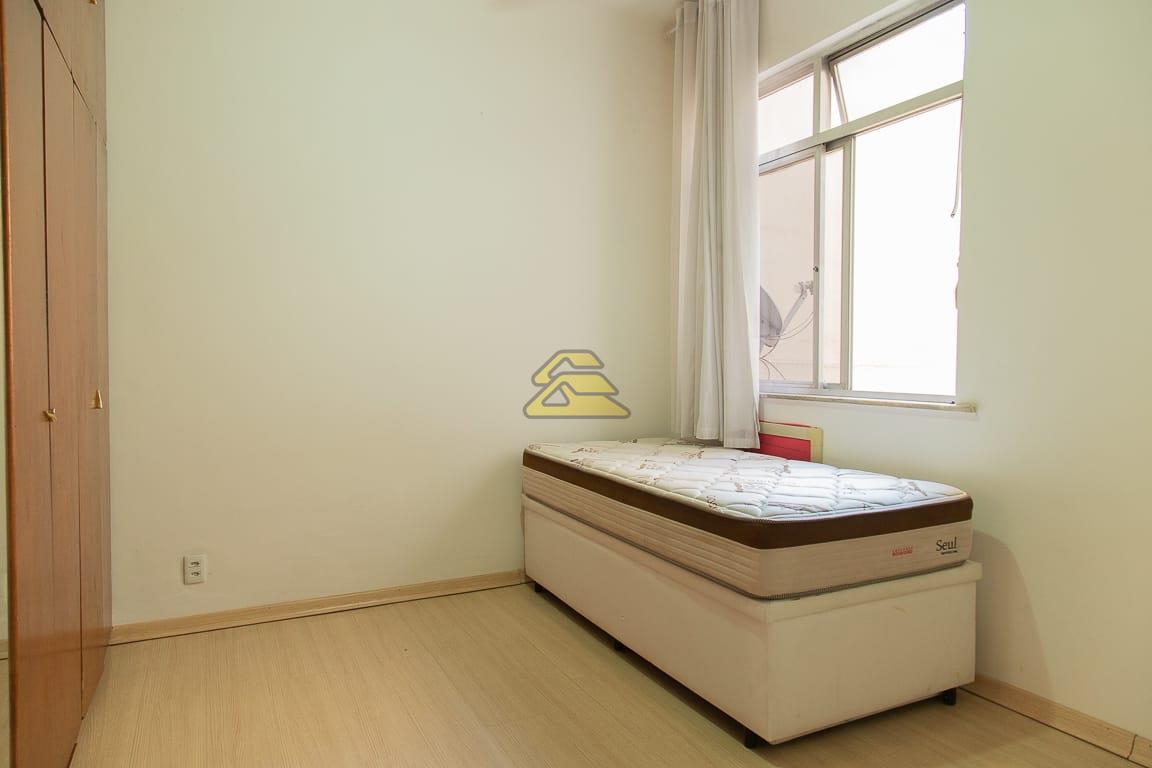 Apartamento à venda com 3 quartos, 224m² - Foto 6