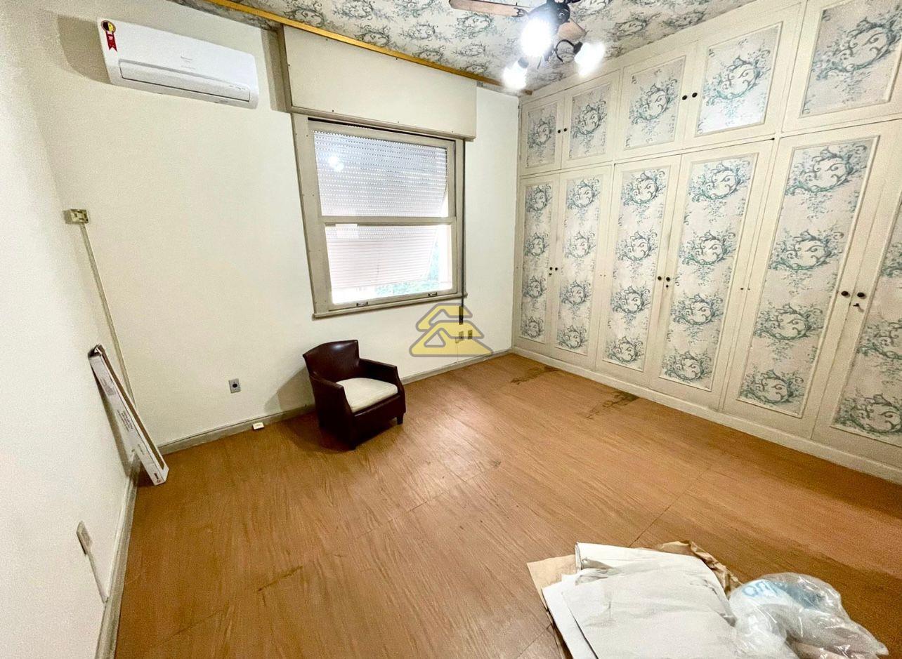 Apartamento à venda com 4 quartos, 135m² - Foto 11