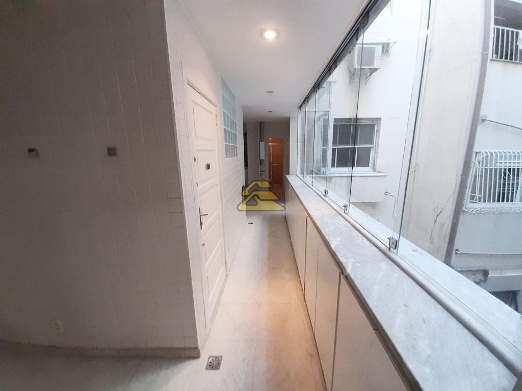 Apartamento à venda com 4 quartos, 240m² - Foto 15