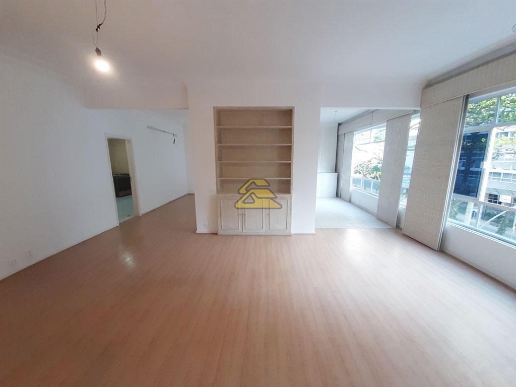 Apartamento à venda com 4 quartos, 240m² - Foto 5