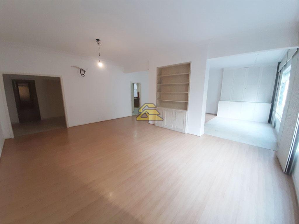 Apartamento à venda com 4 quartos, 240m² - Foto 3