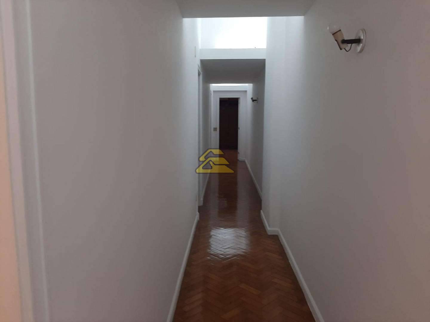 Apartamento à venda com 3 quartos, 183m² - Foto 24