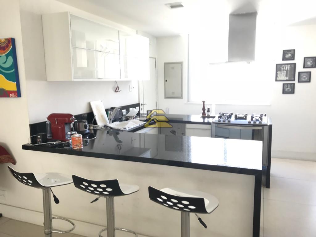 Apartamento à venda com 3 quartos, 170m² - Foto 12