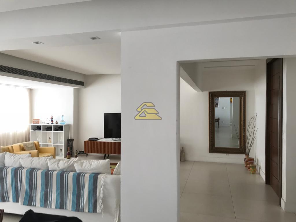 Apartamento à venda com 3 quartos, 170m² - Foto 8