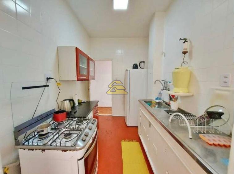 Apartamento à venda com 3 quartos, 95m² - Foto 11