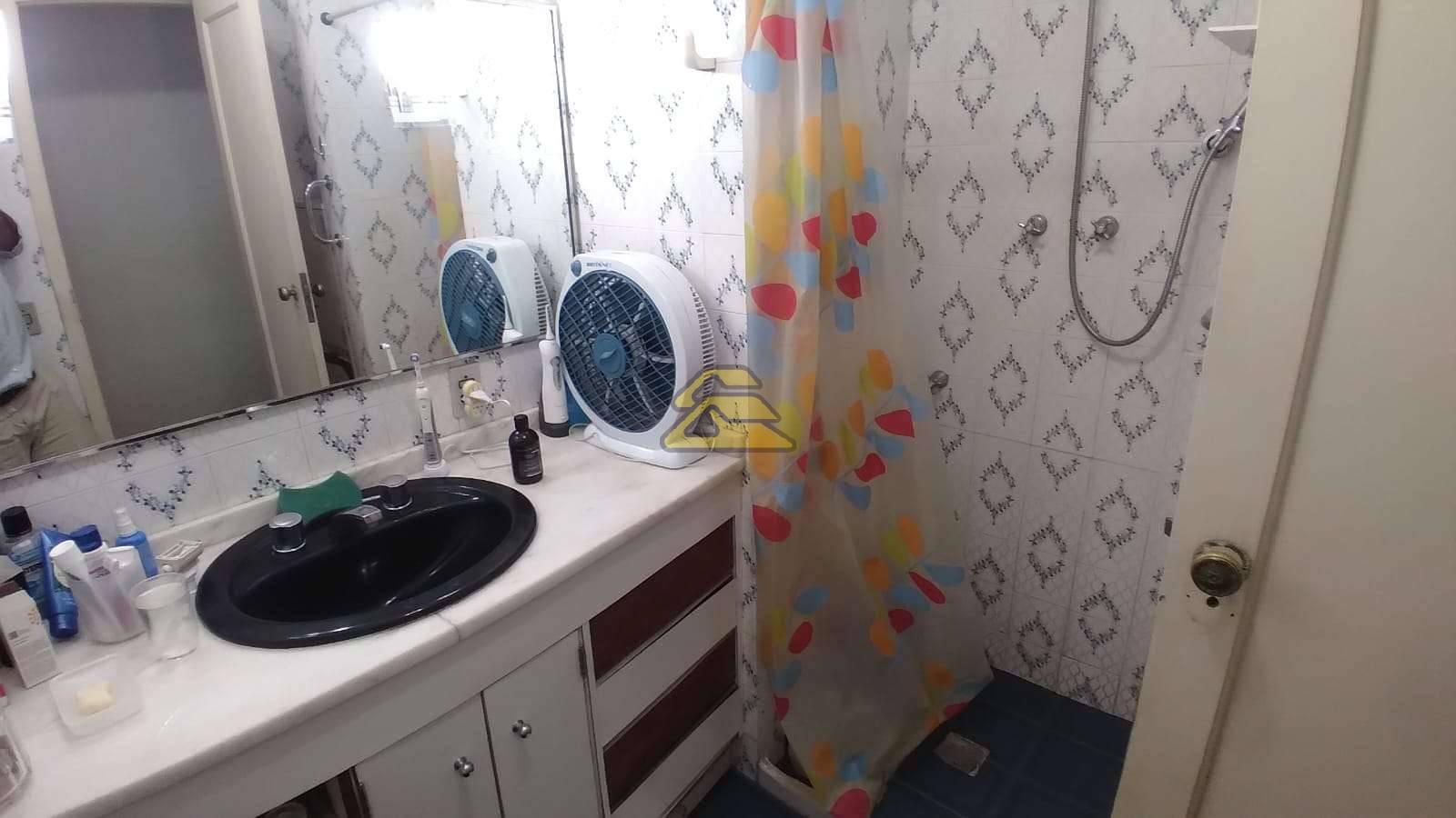 Apartamento à venda com 4 quartos, 90m² - Foto 25