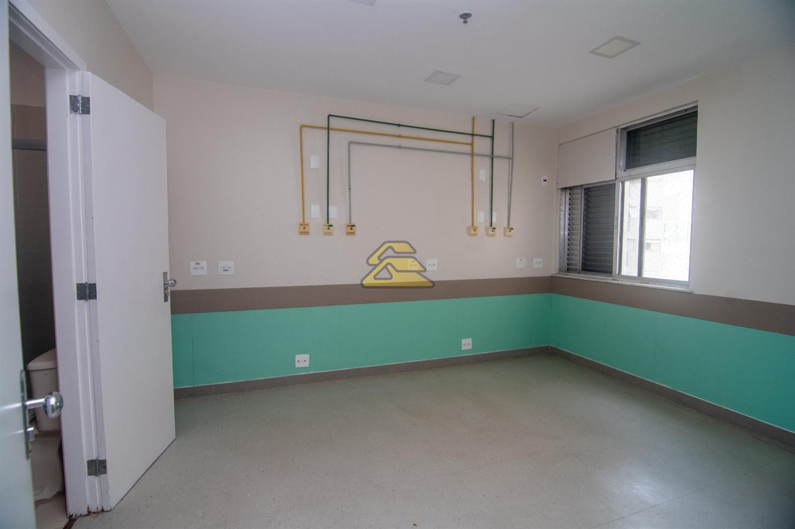 Conjunto Comercial-Sala para alugar com 21 quartos, 960m² - Foto 8