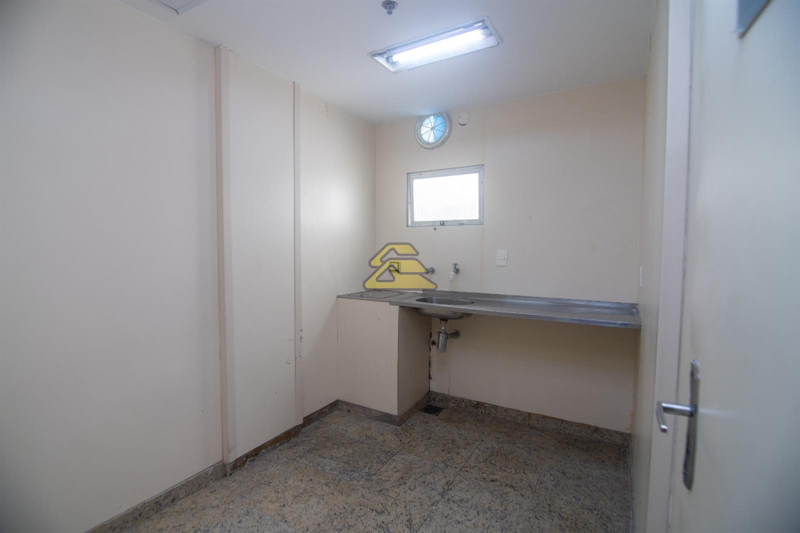 Conjunto Comercial-Sala para alugar com 21 quartos, 960m² - Foto 30