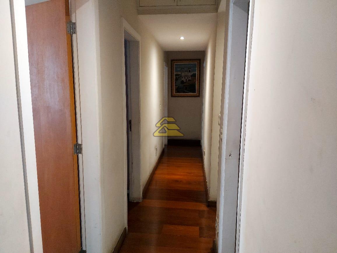 Apartamento à venda com 4 quartos, 208m² - Foto 11