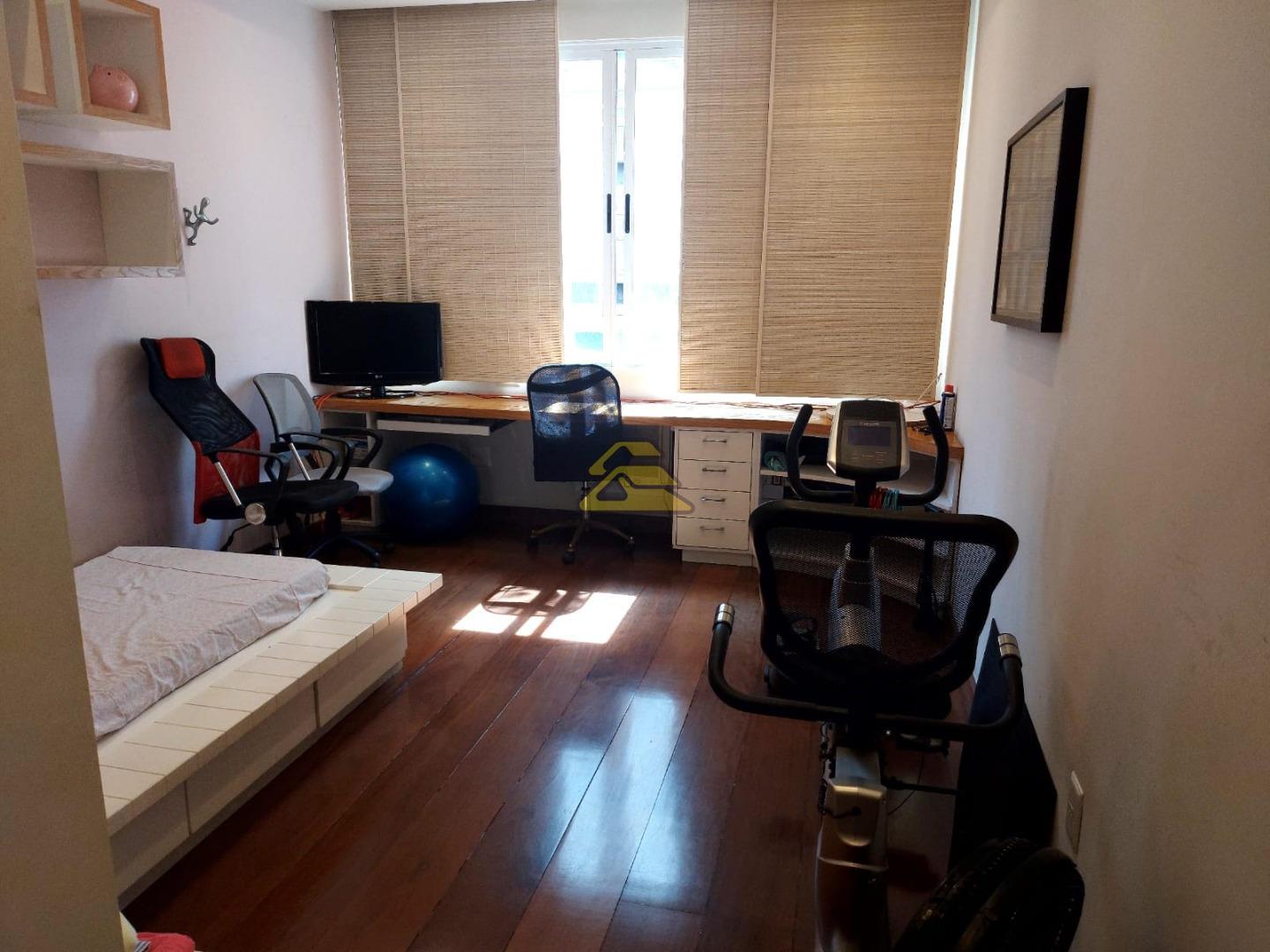 Apartamento à venda com 4 quartos, 208m² - Foto 17