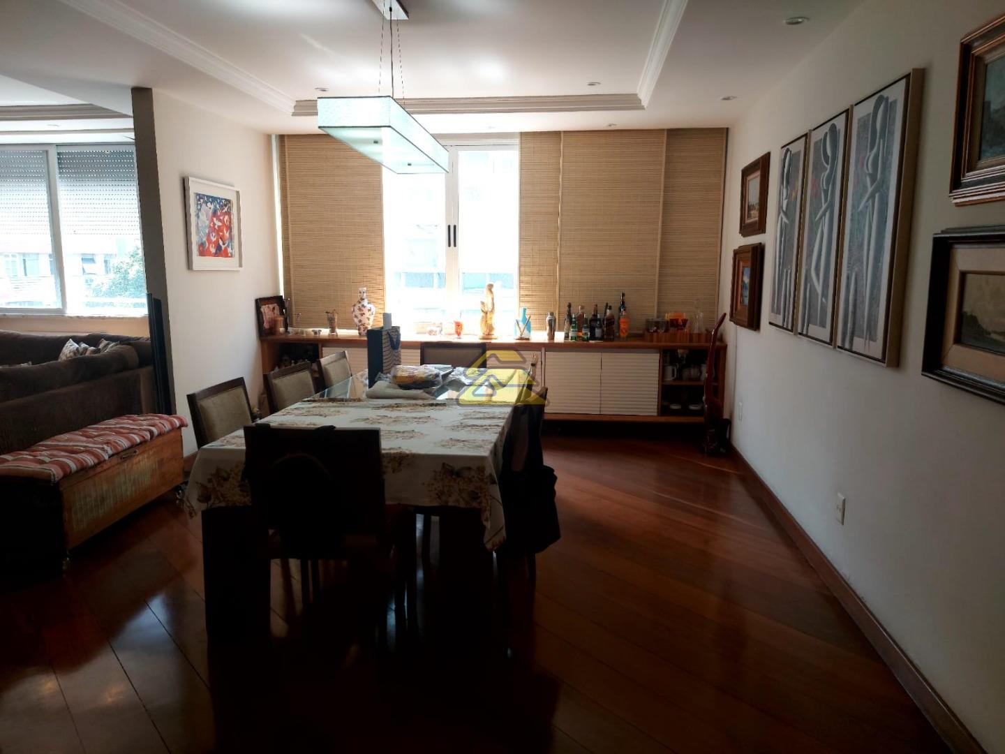 Apartamento à venda com 4 quartos, 208m² - Foto 9