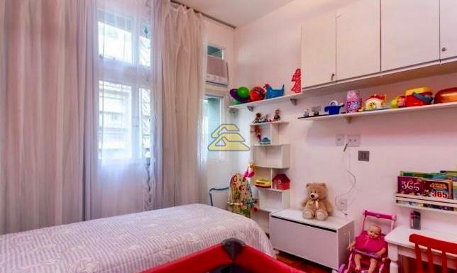 Apartamento à venda com 3 quartos, 138m² - Foto 8